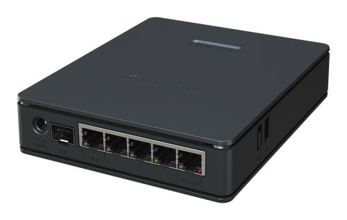 Wi-Fi роутер MikroTik hAP ax S