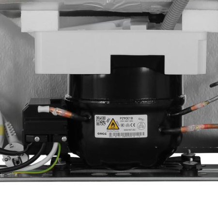 Холодильник с морозильником Beko B3R0CNK332HXBR черный