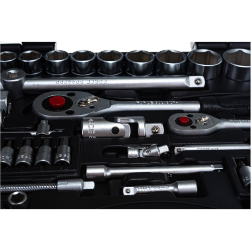 Набор инструмента Force 4821R-5 1/4, 1/2, 6-ти гран 82 предмета