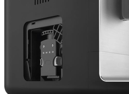 Кофемашина автоматическая Smeg BCC13BLMEU серебристый