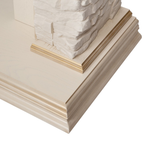 Электрокамин RealFlame Patricia WT белый дуб с золотой патиной с очагом Fobos Lux Black RC