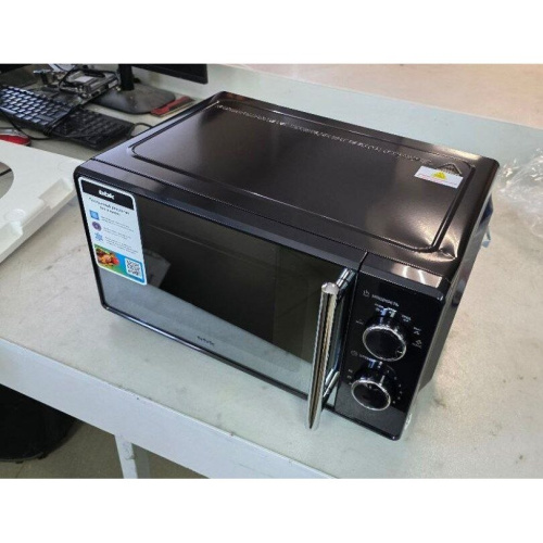 УЦ Микроволновая печь BBK 17MWS-794M/B-M черный (плохая упаковка, вмятина на корпусе)