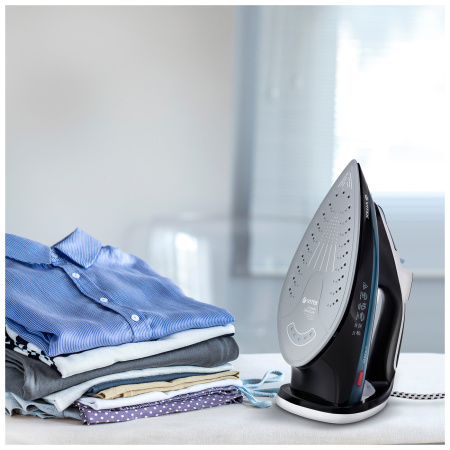 Утюг Vitek VT-8304 черный/белый/синий